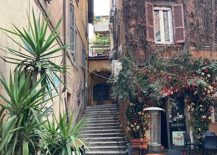 Trastevere Garibaldi 14 Roma